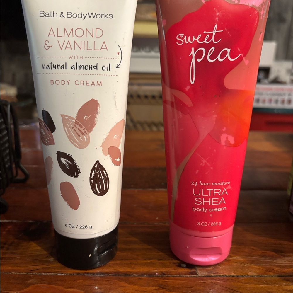 Bath & Body Works Sweet Pea Ultra Shea Body Cream - Pink and Red